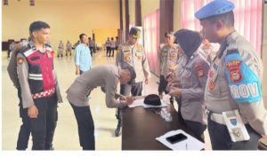 Kapolres Gowa Pimpin Tes Urine Dadakan Kepada Anggotanya