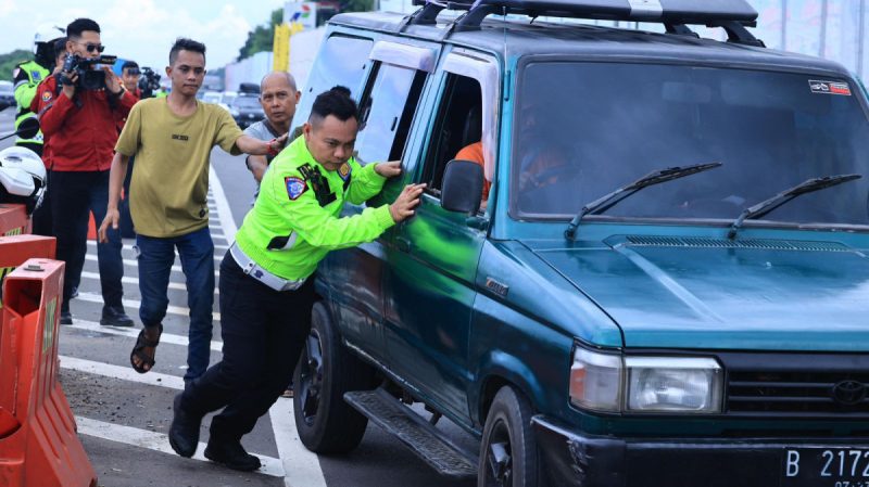 Survei Indikator: 80,3% Masyarakat Puas, Operasi Ketupat 2025 Disambut Positif